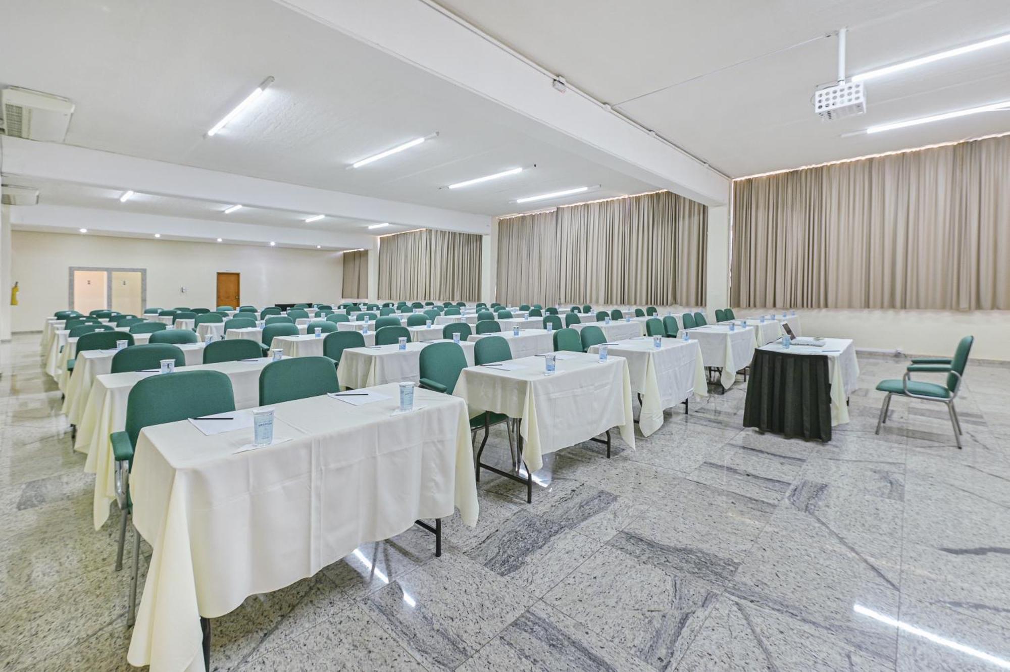 Golden Park Hotel Viracopos Campinas  Buitenkant foto