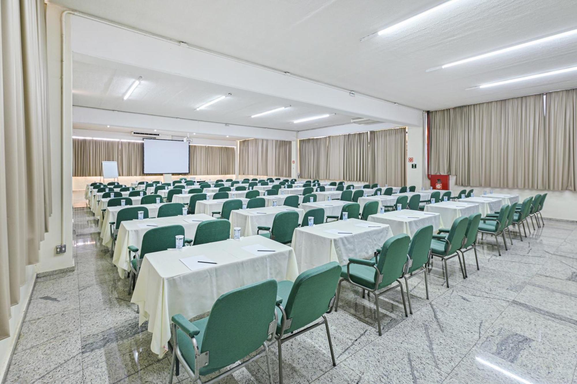 Golden Park Hotel Viracopos Campinas  Buitenkant foto
